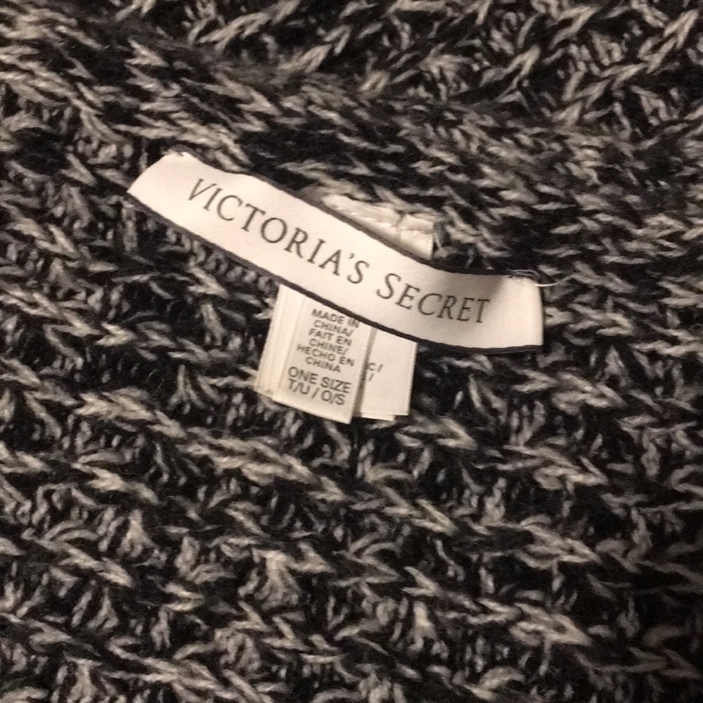 Victoria Secret Scarf  one size